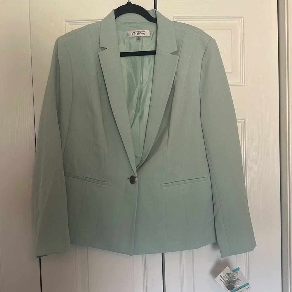 NWT light green blazer
